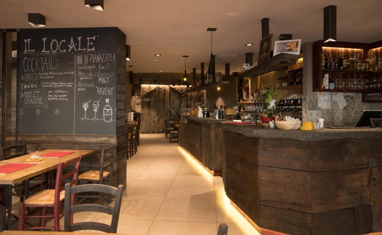 Crimea Wine Hotel Chiavenna Extérieur photo